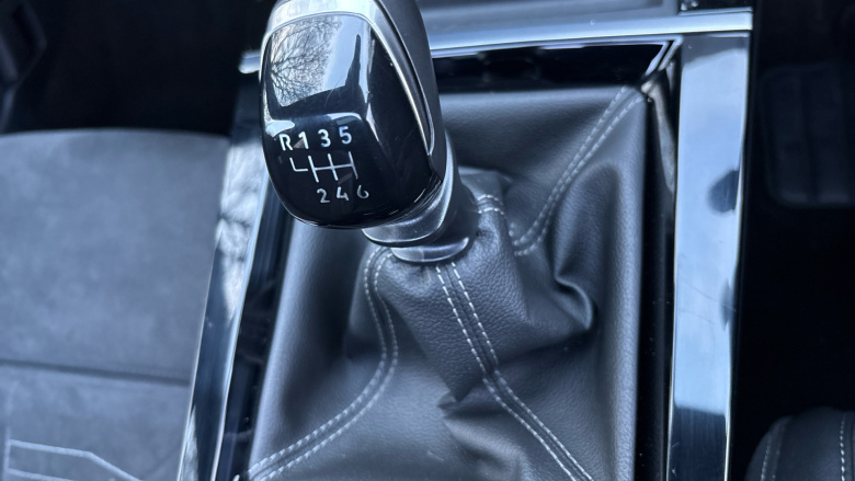 Vauxhall Astra 1.2 Turbo 130 Ultimate 5dr Petrol Hatchback